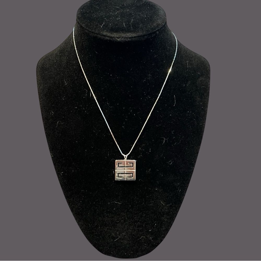 GIVENCHY Silver Pendant Necklace STAMPED